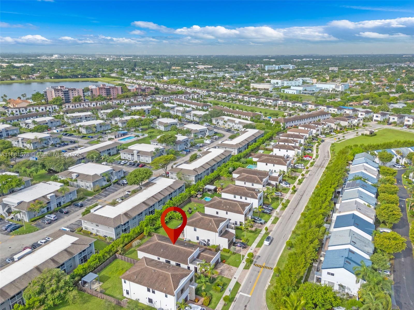 VIA VENTURA NEIGHBORHOOD - Residential