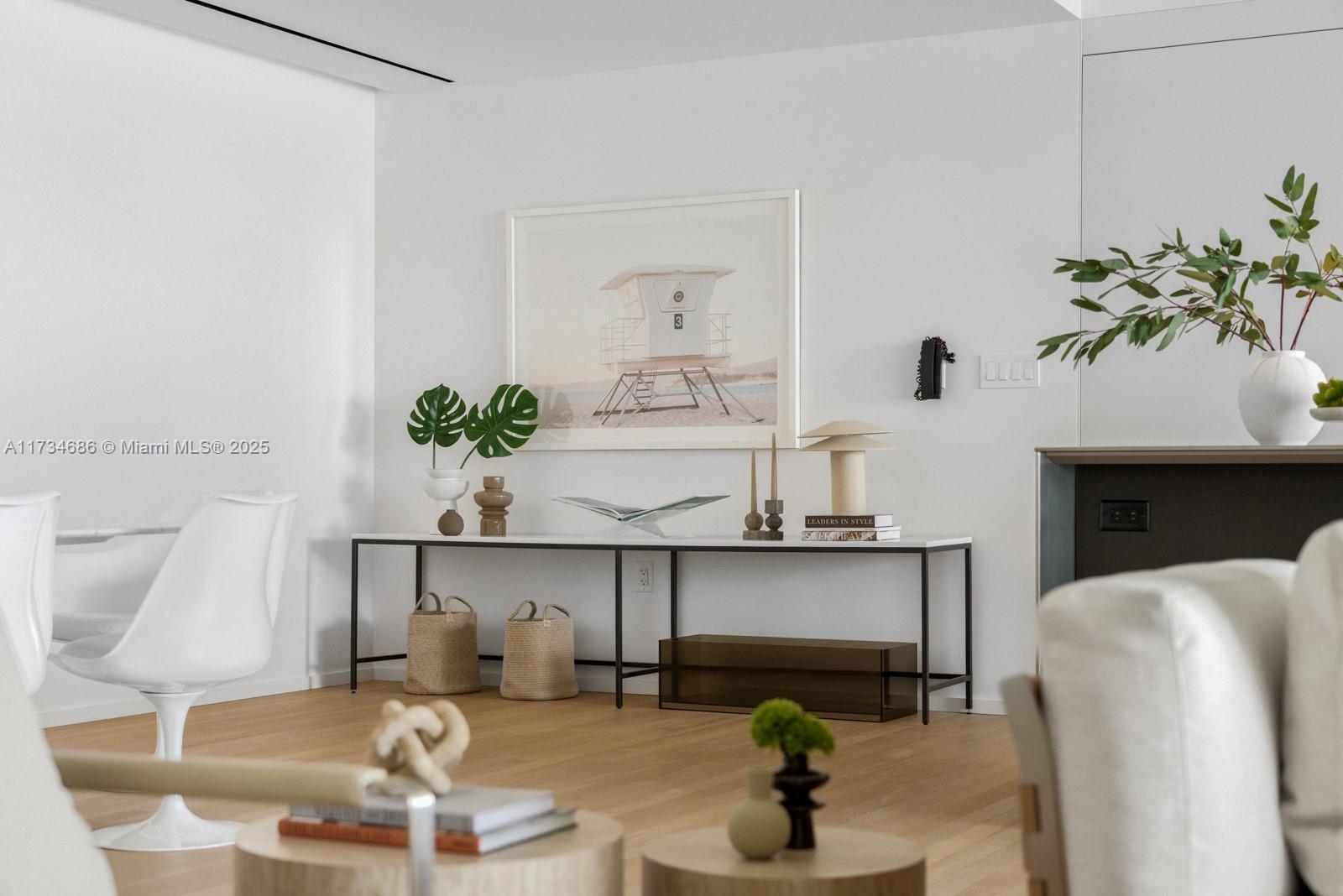 THE EDITION RESIDENCES - Residential