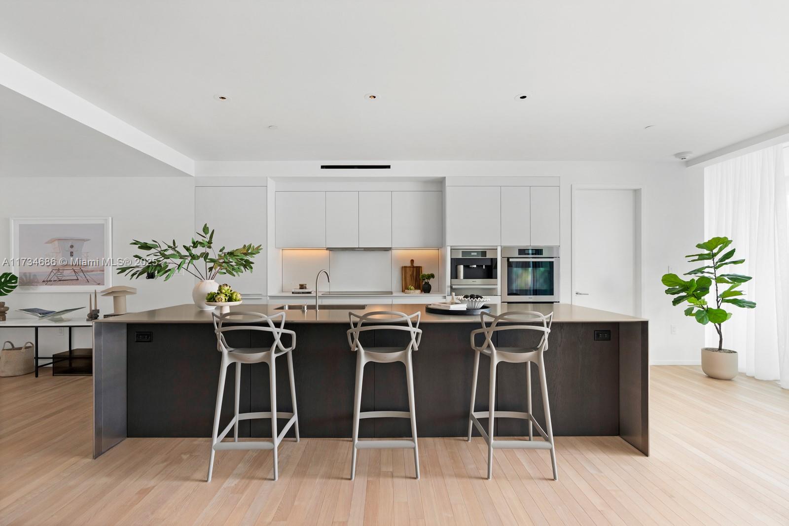 THE EDITION RESIDENCES - Residential