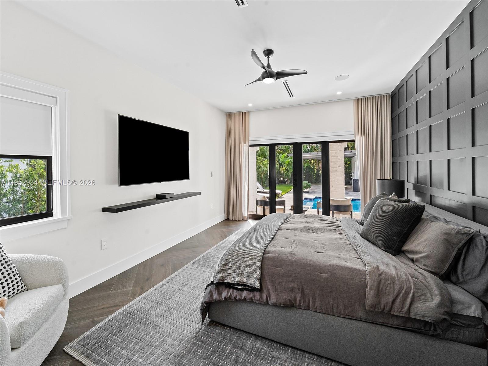 CORAL GABLES SEC E - Residential