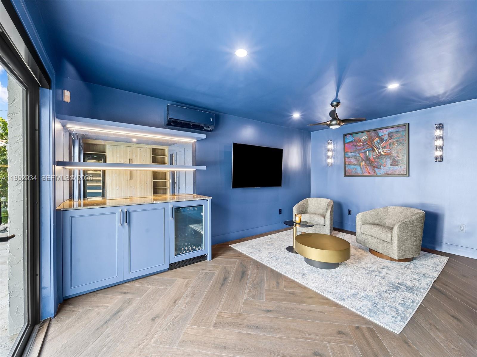 CORAL GABLES SEC E - Residential