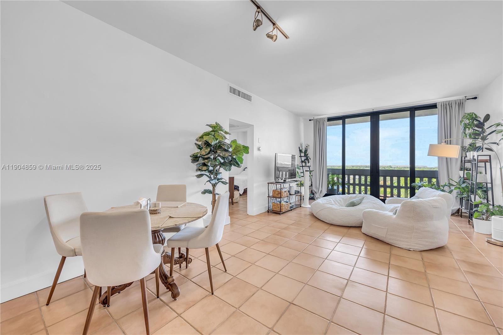 GABLES WATERWAY TOWERS CO - Residential