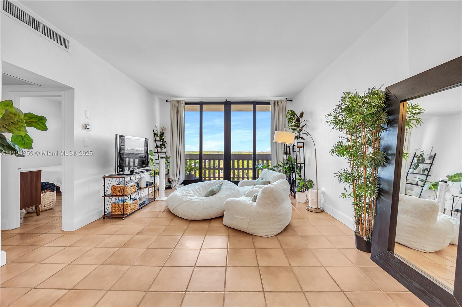 GABLES WATERWAY TOWERS CO - Residential