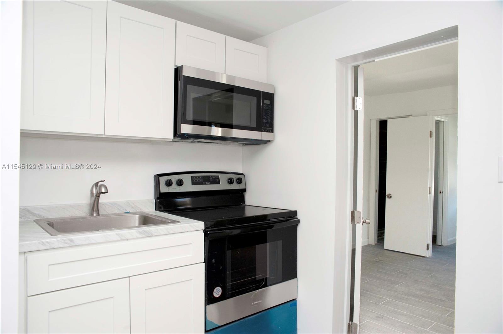 Fully renovated, unfurnished apartment with 1 Bedroom + DEN and 1 Bath available for rent. Additional $100 for Water & Trash is paid every month along with the rent. Electricity, internet & TV are tenant's responsibility. Approximate unit size 650sq.ft. Super close to Downtown Hollywood, restaurants, supermarkets, minutes from the beaches, US1, airport and casinos. Public laundromat nearby. Good Credit Score, First month’s rent, last month’s rent and a security deposit to move in. Fast approval. Available now!