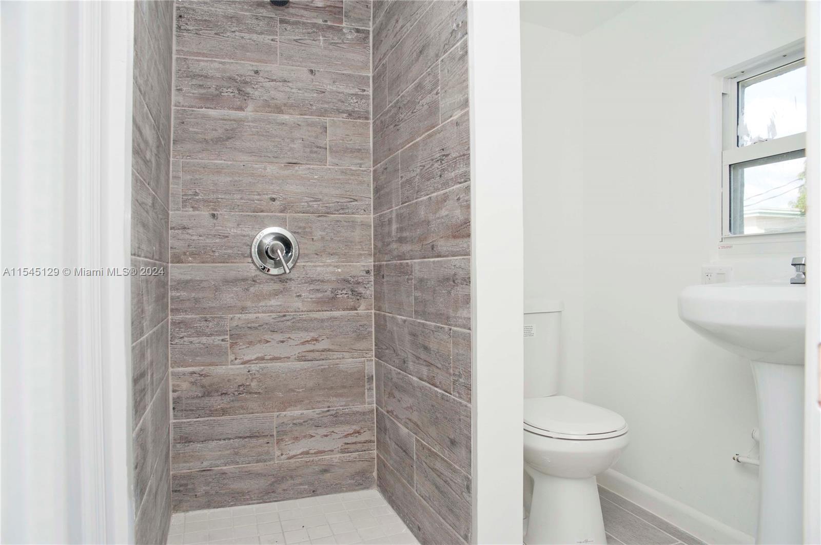 ST JAMES PARK - Residential Lease