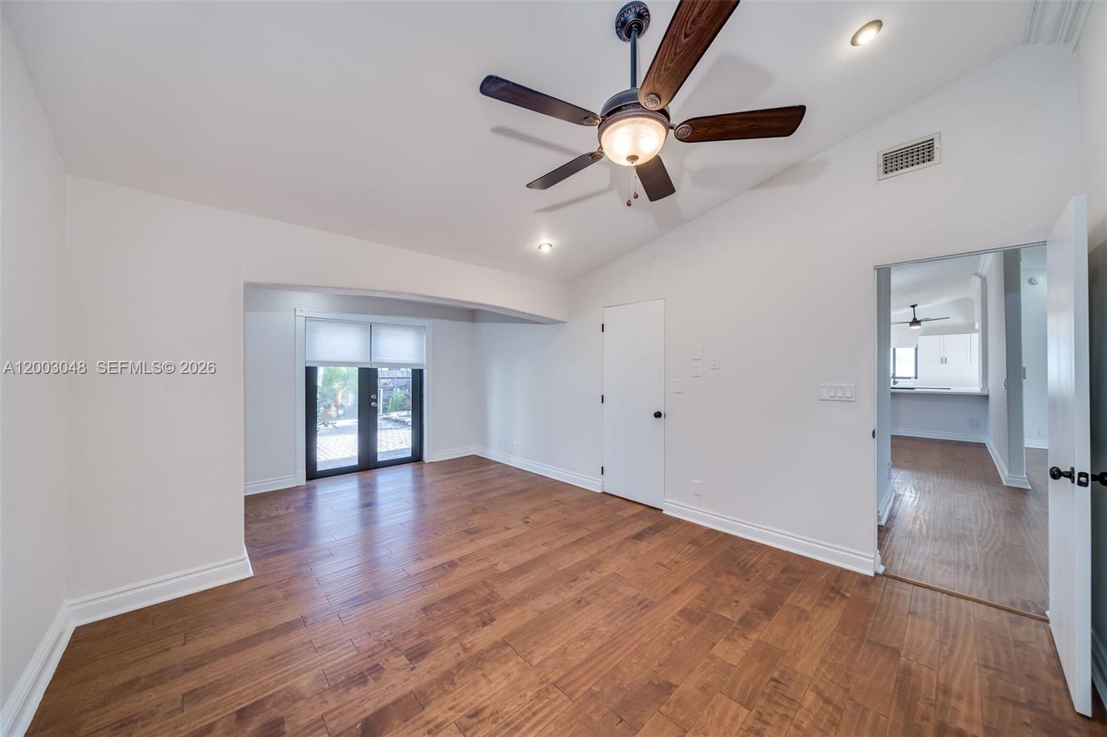 GILL ISLES - Residential