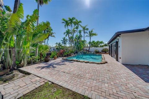 Tiny photo for 1704 SW 5th Ct, Fort Lauderdale, FL 33312 (MLS # A12003048)