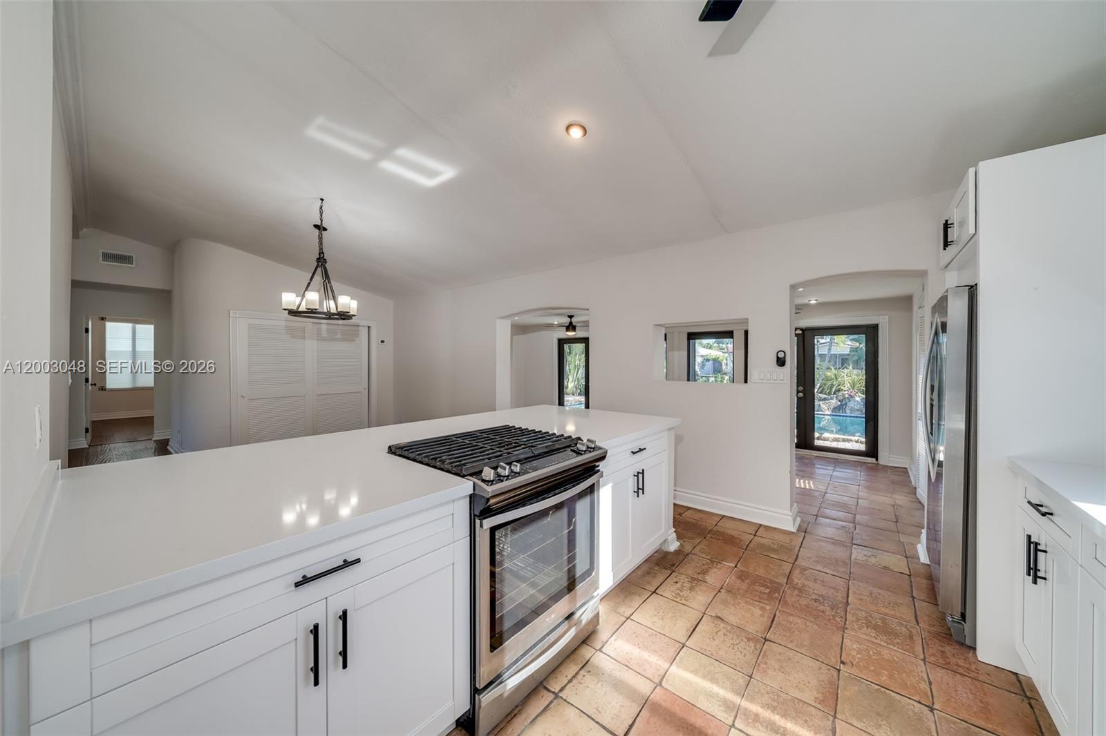 GILL ISLES - Residential