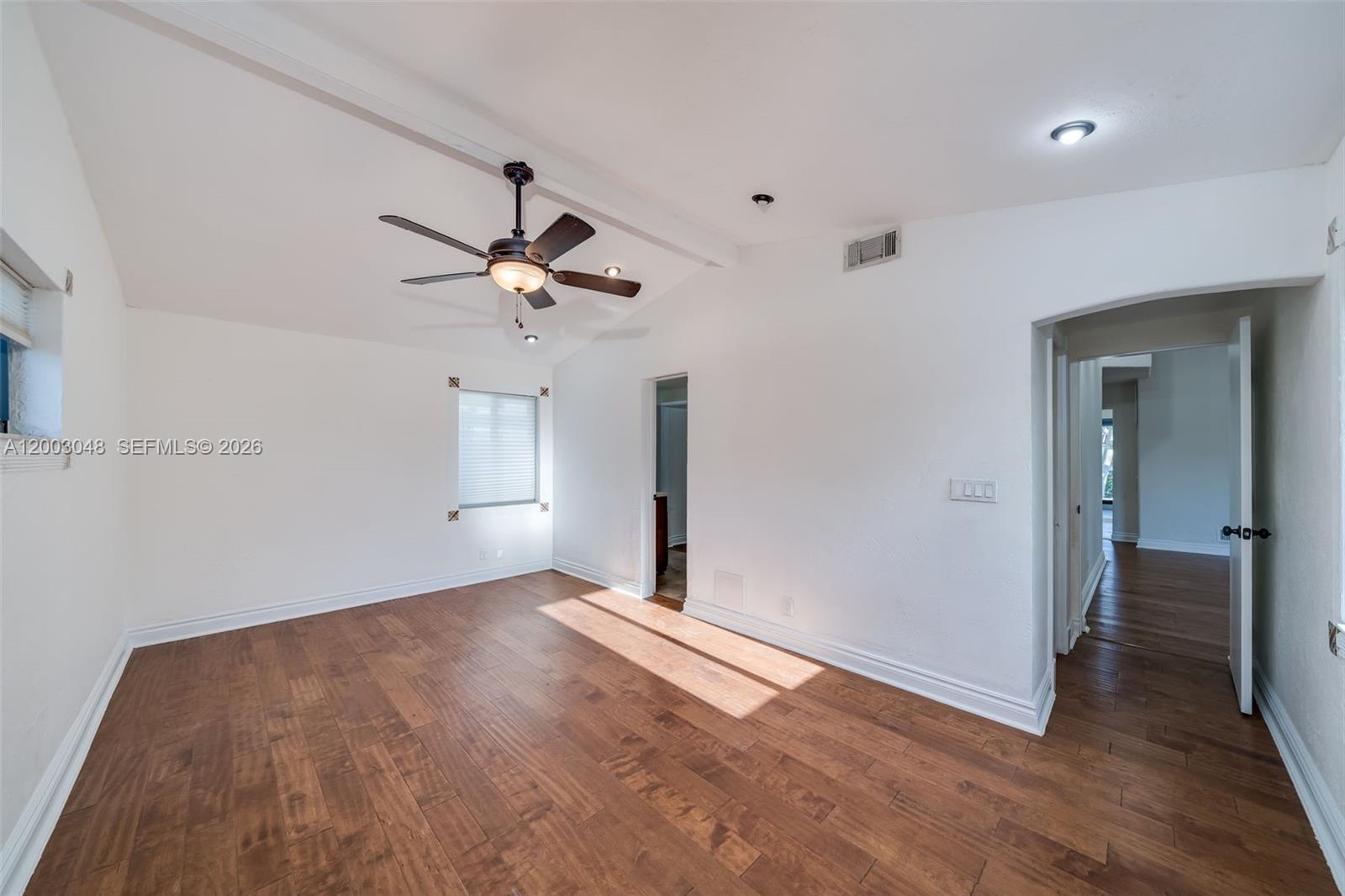 GILL ISLES - Residential