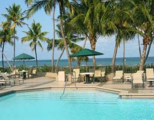 THE EMERALDBAY @ KEY COLO - Residential