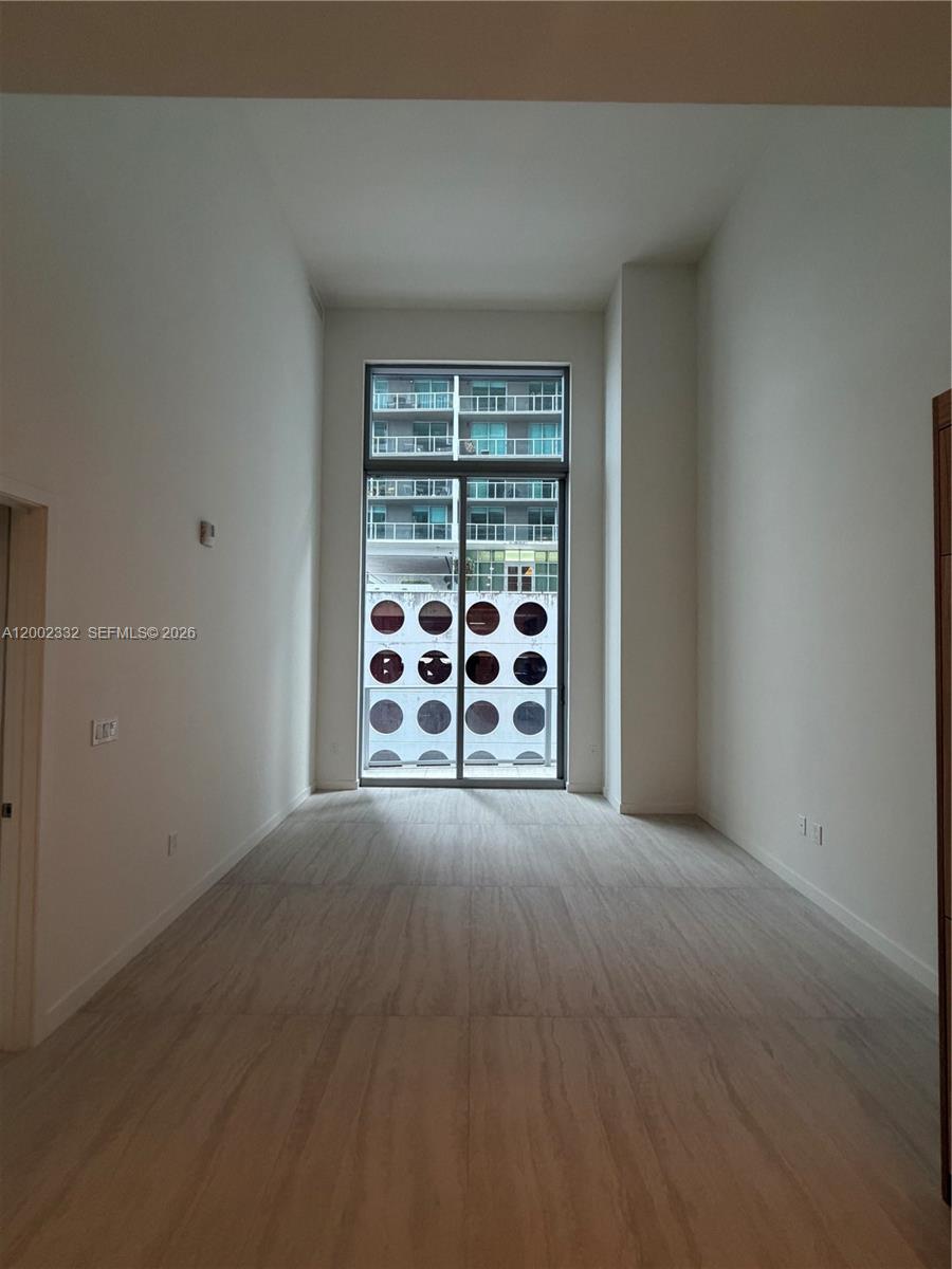 Viceroy Residence - Residential Lease