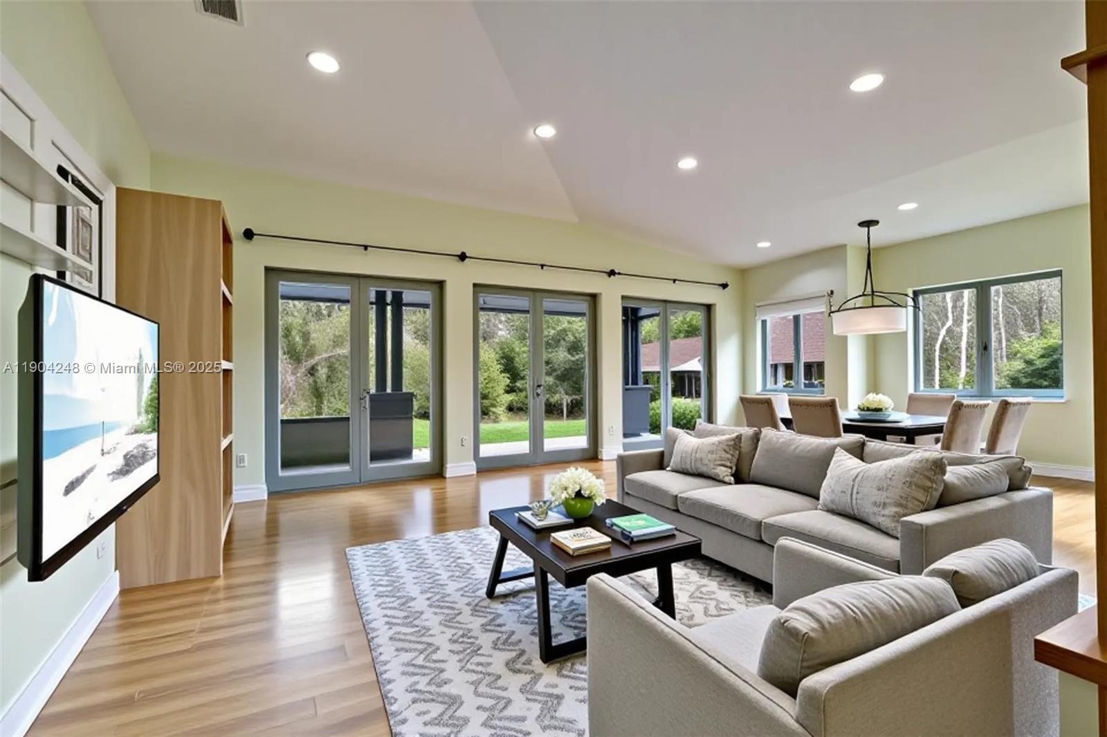 REDLAND CITRUS ORCHARDS S - Residential