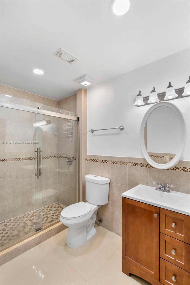 OAK PARK SEC 7 - Residential Lease