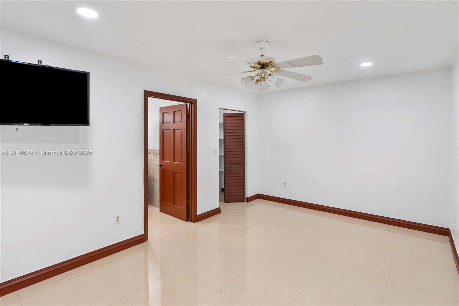 OAK PARK SEC 7 - Residential Lease