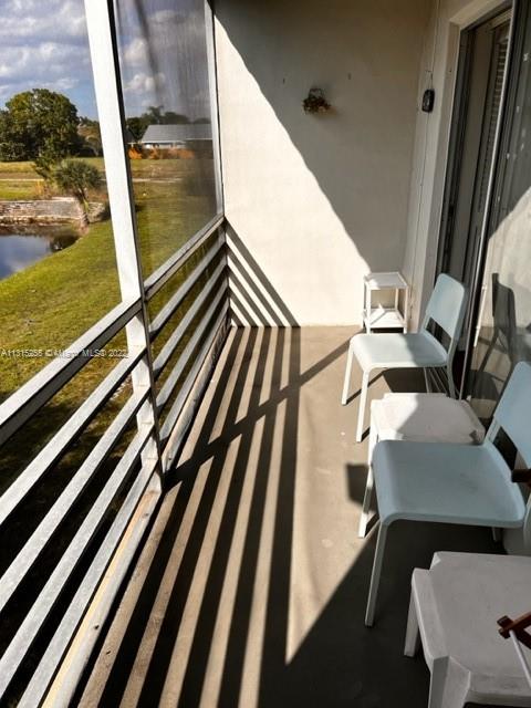 SUNRISE LAKES 113 CONDO - Residential