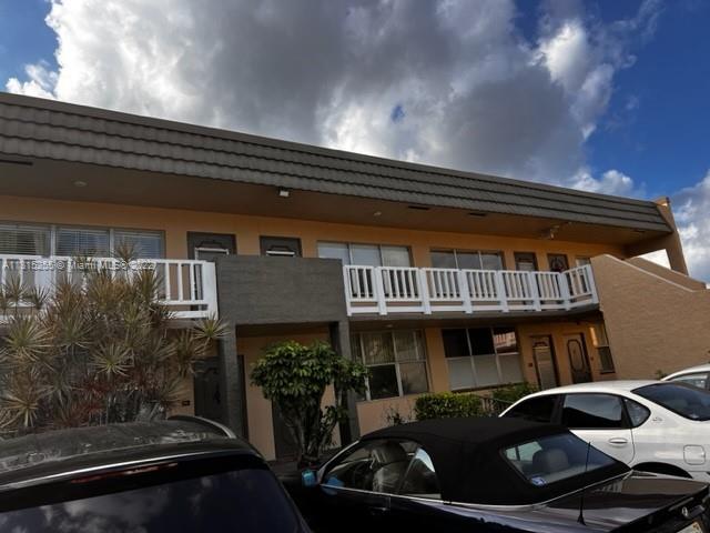 SUNRISE LAKES 113 CONDO - Residential