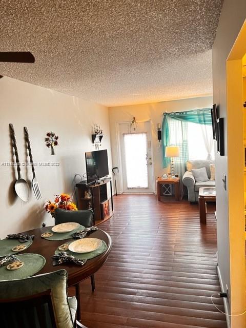 SUNRISE LAKES 113 CONDO - Residential