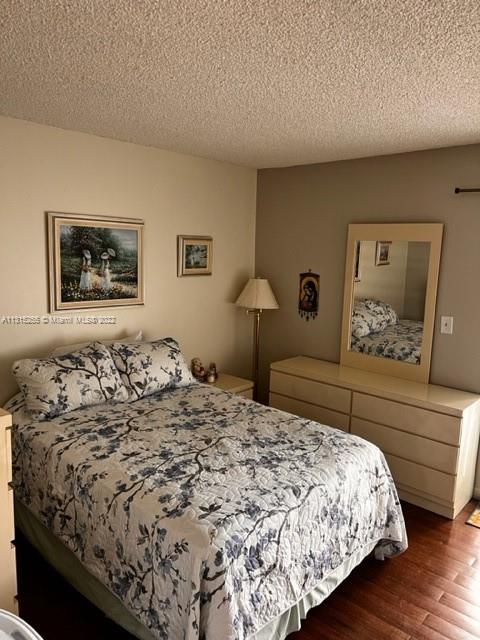 SUNRISE LAKES 113 CONDO - Residential