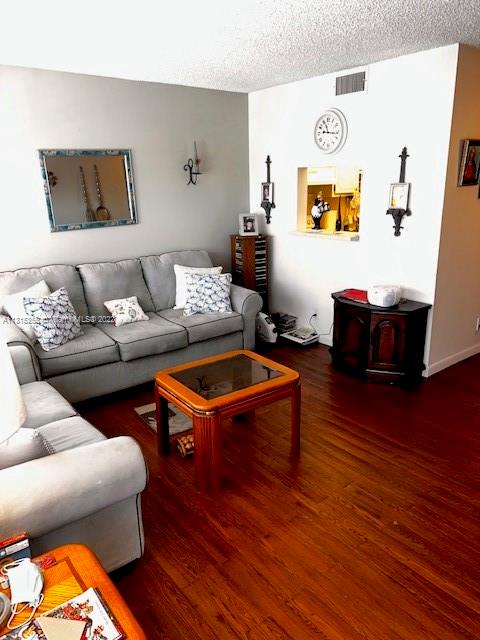 SUNRISE LAKES 113 CONDO - Residential