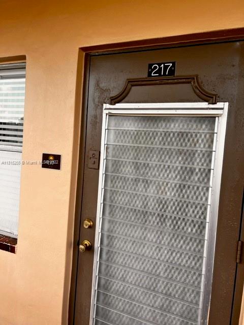 SUNRISE LAKES 113 CONDO - Residential