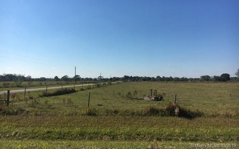 ESTATES/OKEECHOBEE PINES - Land