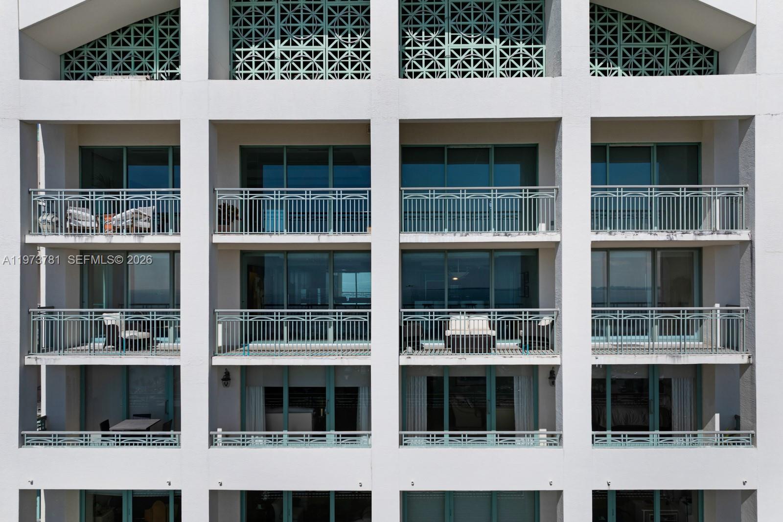 THE TOWER RESIDENCES COND - Residential