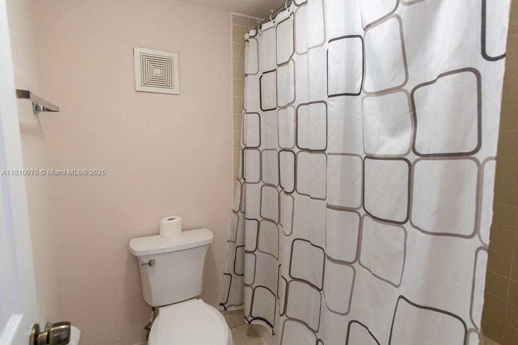 PARKSIDE NO 1 CONDO - BLD - Residential