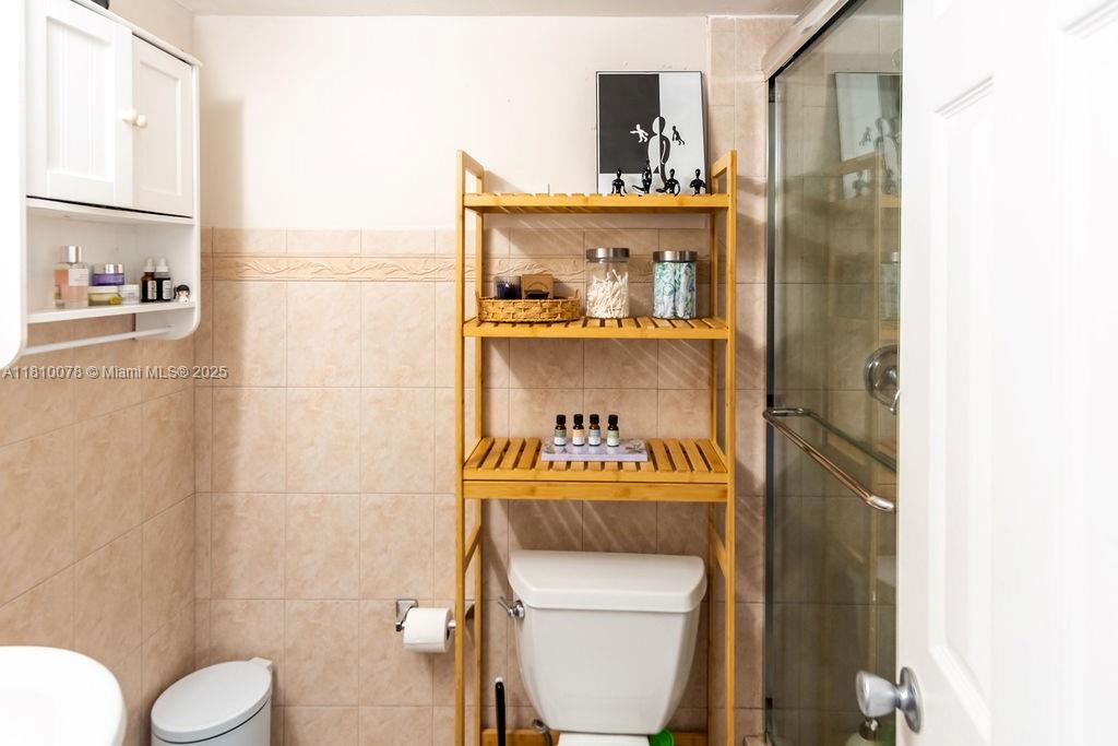 PARKSIDE NO 1 CONDO - BLD - Residential