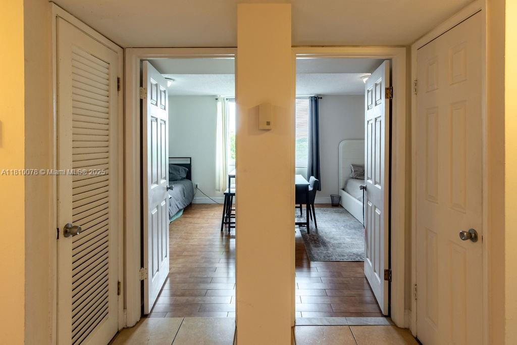 PARKSIDE NO 1 CONDO - BLD - Residential