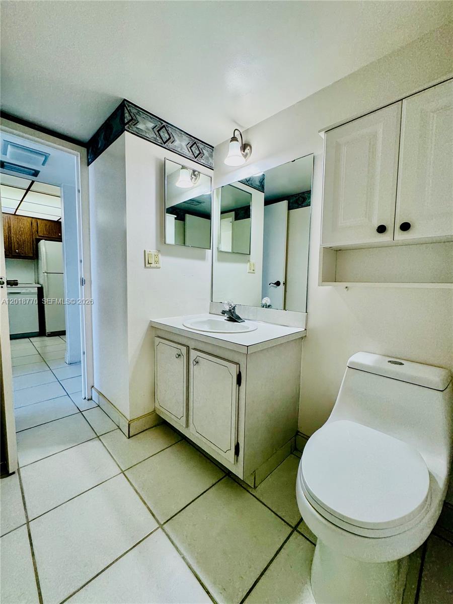 AVENTURA ELDORADO CONDO - Residential