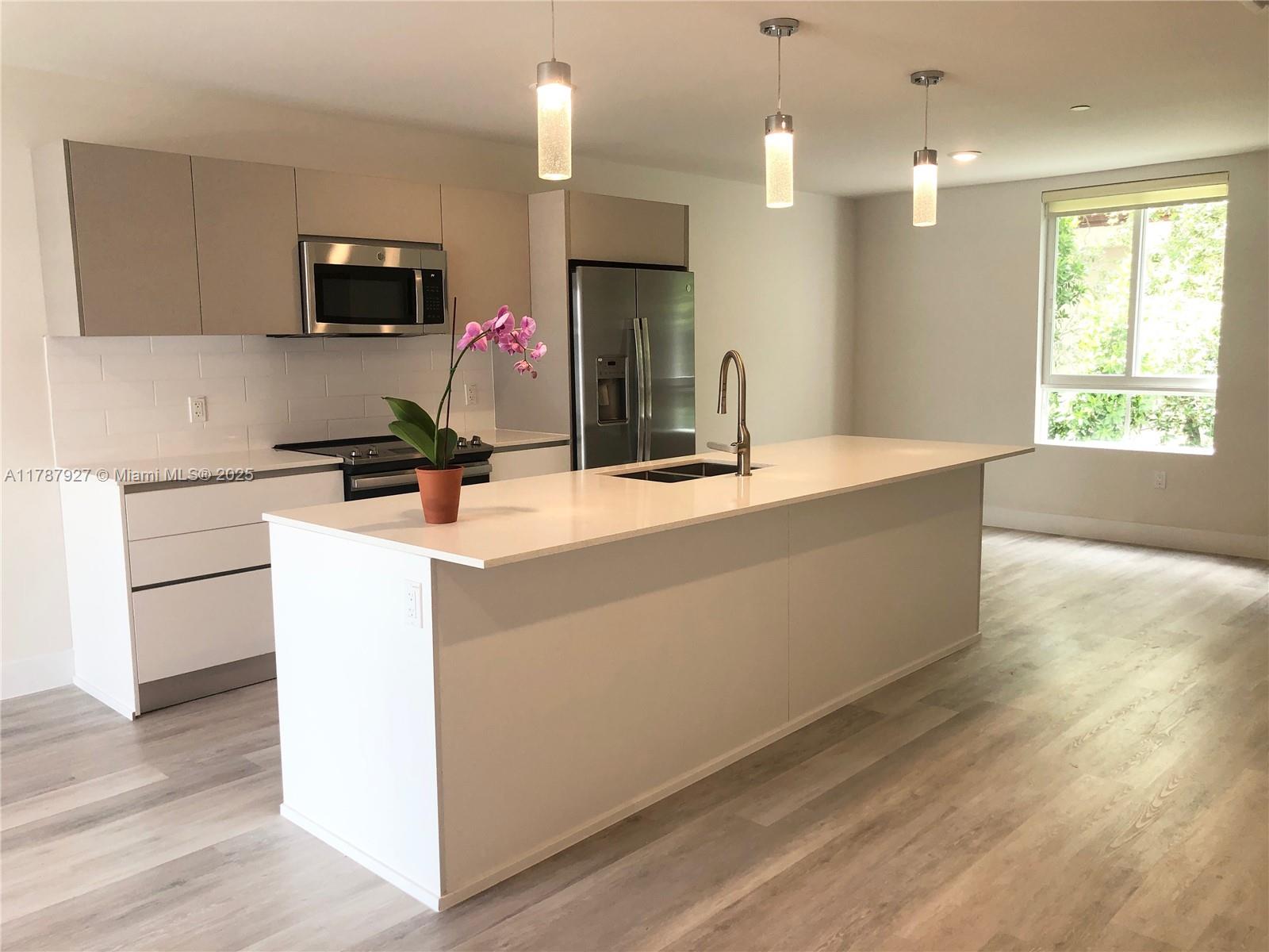 Rental Property at 2561 Ne 193rd St 1204, Miami, Broward County, Florida - Bedrooms: 2 
Bathrooms: 3  - $2,700 MO.