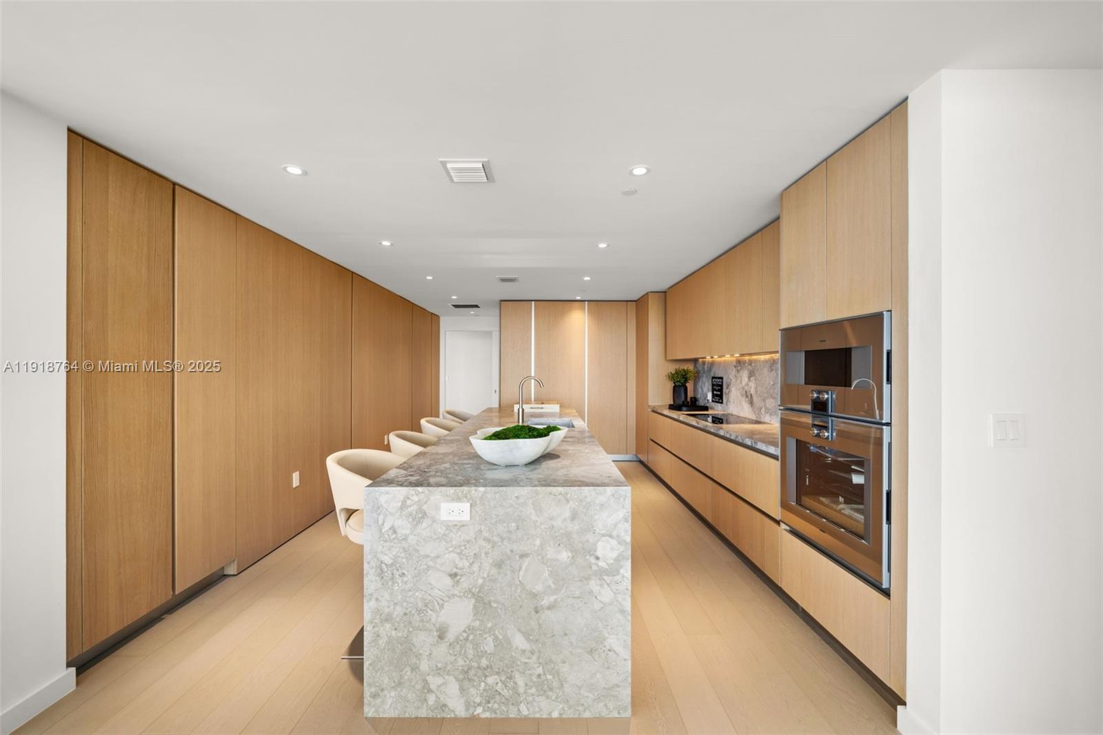 Five Park Miami Beach - Residential