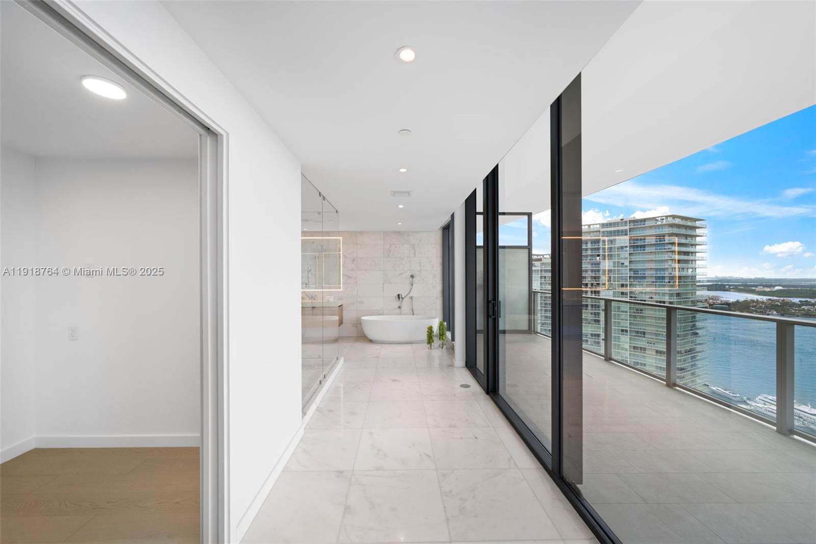 Five Park Miami Beach - Residential