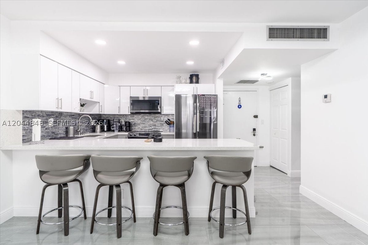 600 Three Islands Blvd 1413