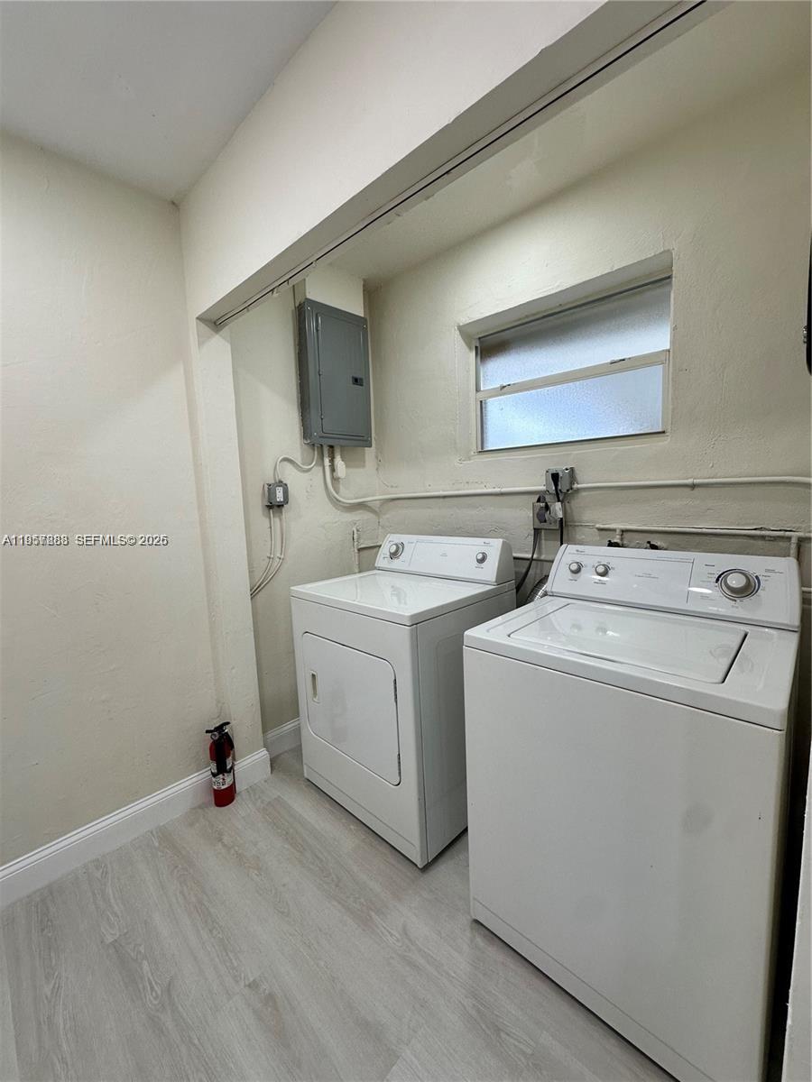 TOWN OF HALLANDALE B-13 - Residential