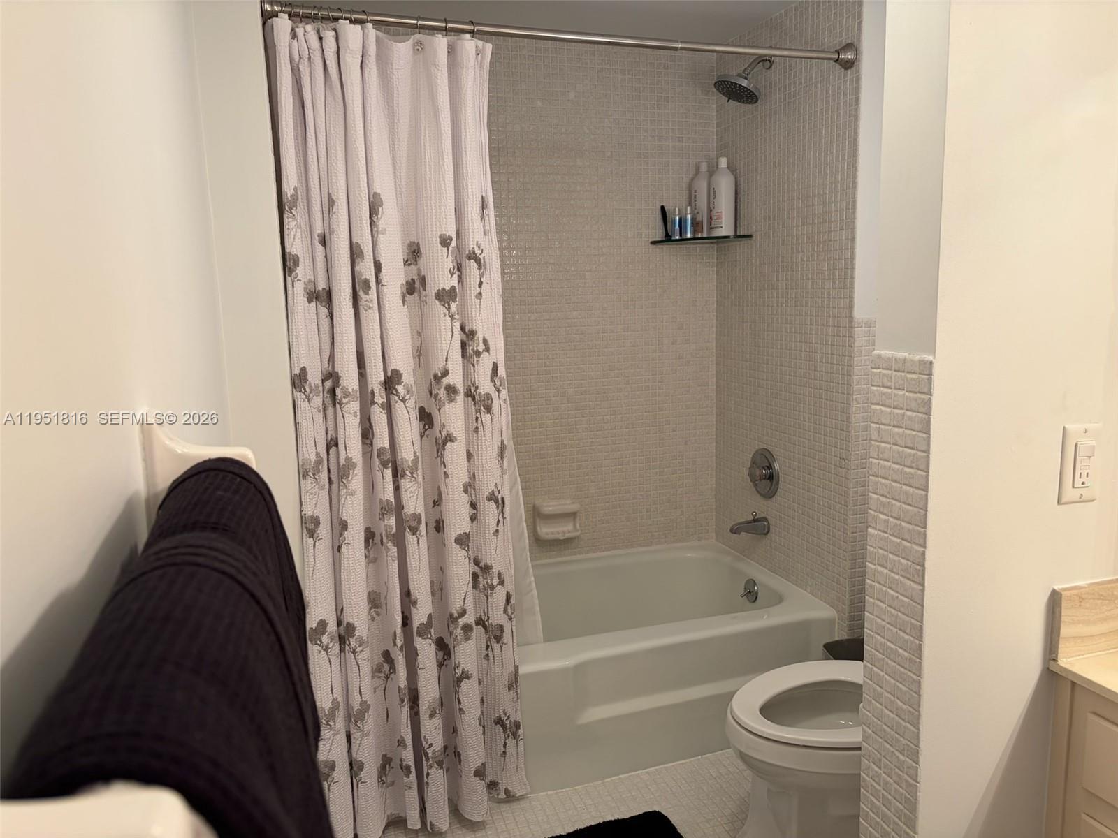 WILSHIRE EAST CONDO - Residential