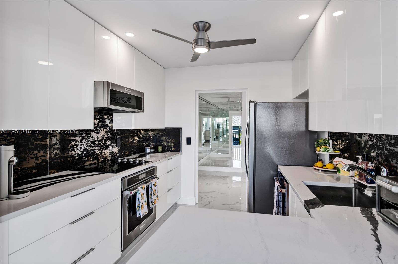 WILSHIRE EAST CONDO - Residential