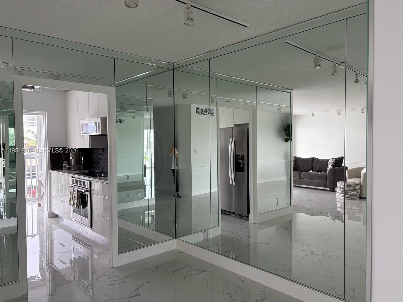 WILSHIRE EAST CONDO - Residential