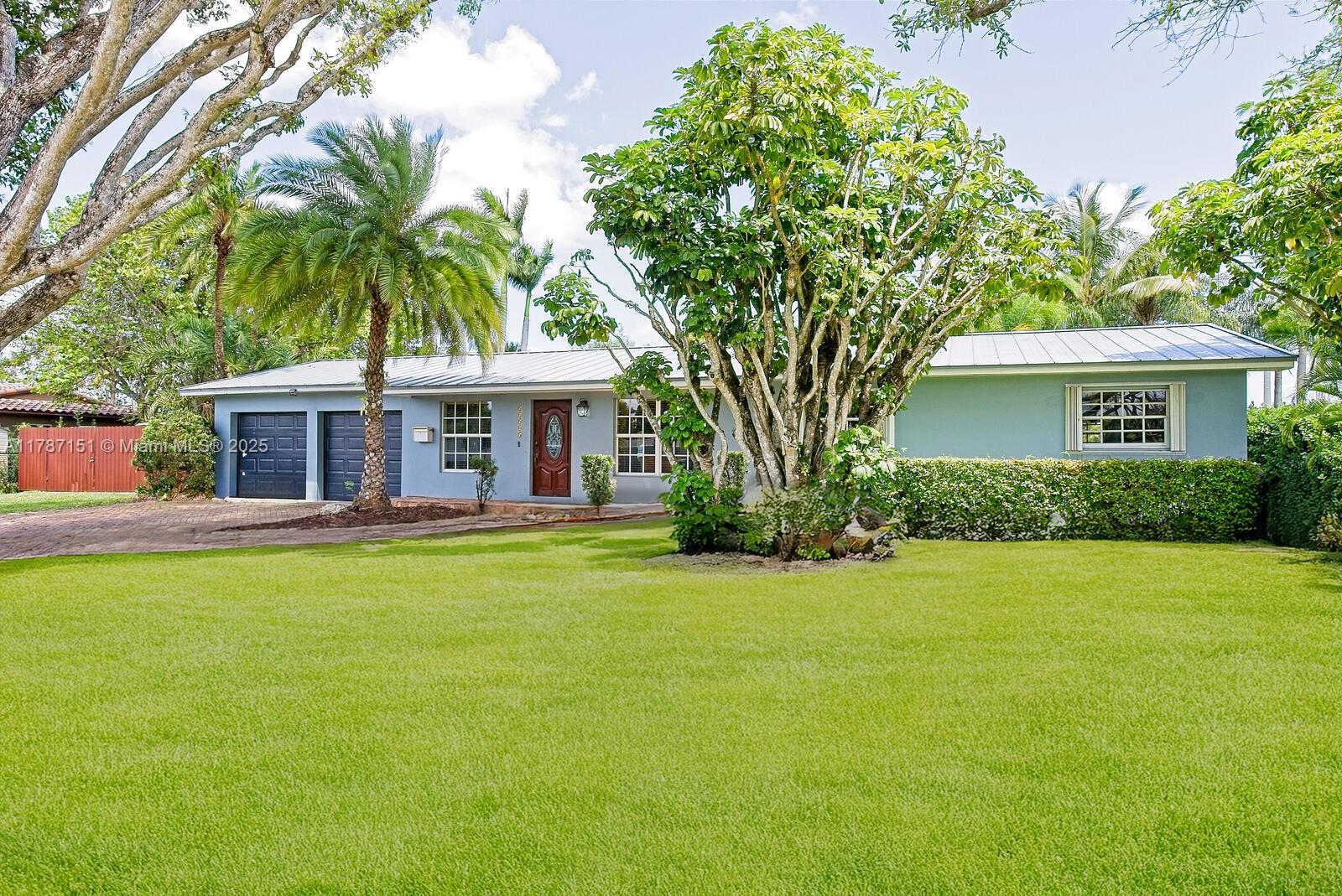 Address Not Disclosed, Miami, Broward County, Florida - 4 Bedrooms  
3 Bathrooms - 