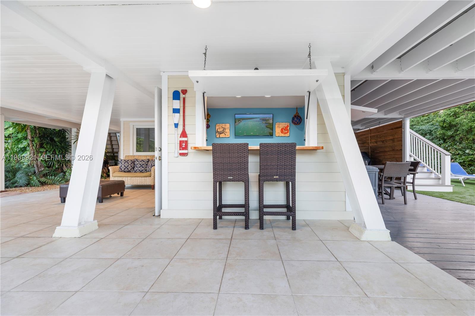 SEVEN ACRES - Residential