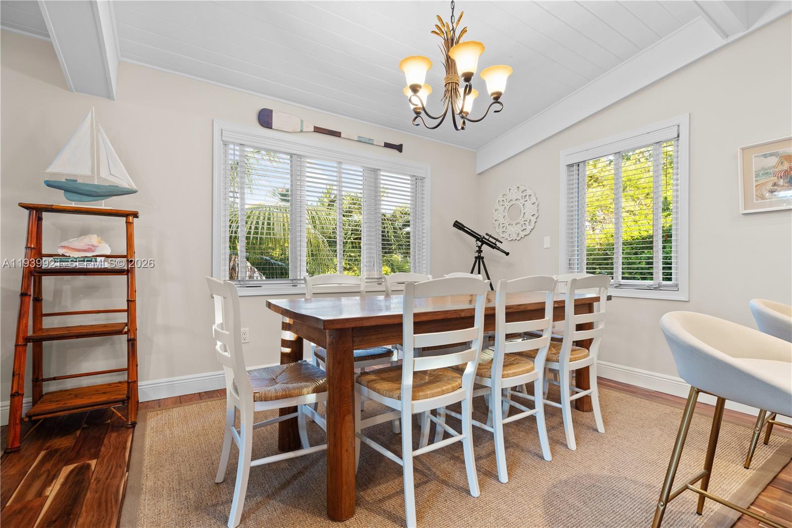 SEVEN ACRES - Residential