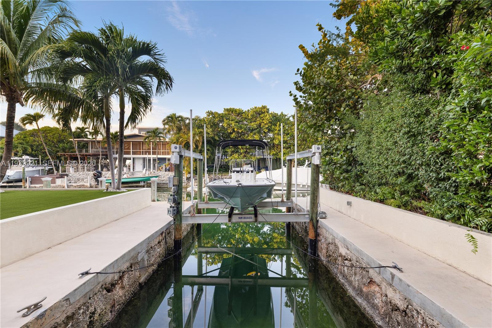 SEVEN ACRES - Residential