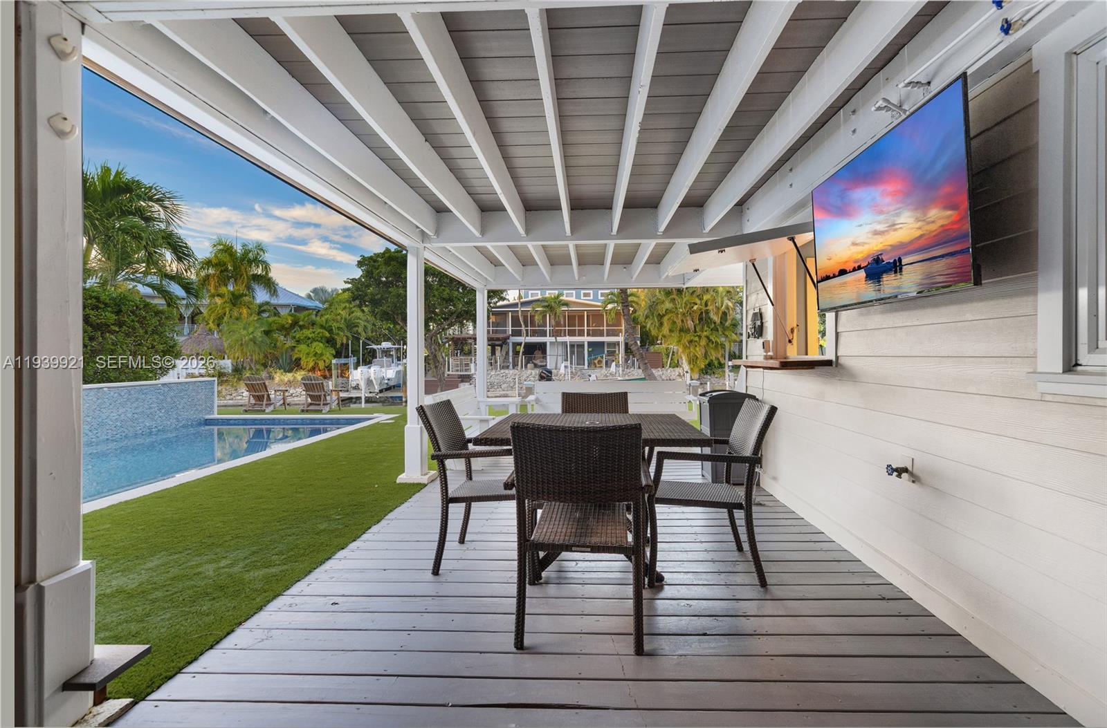 SEVEN ACRES - Residential