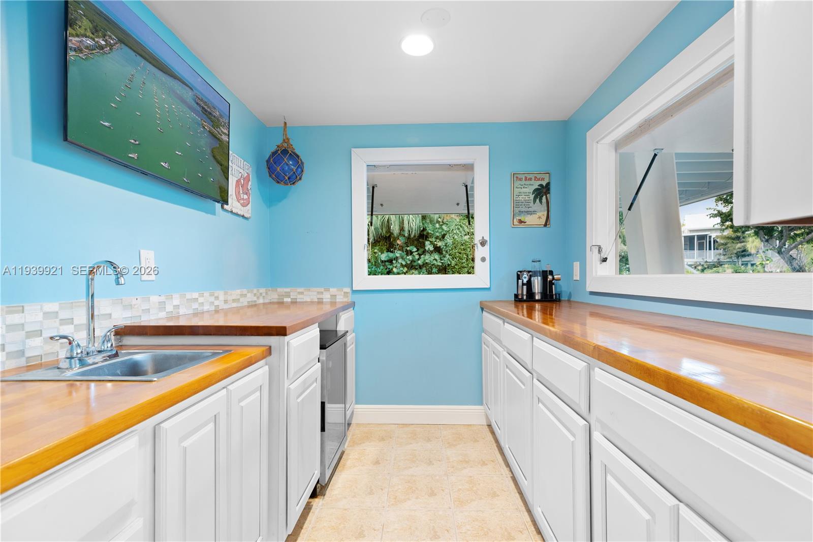 SEVEN ACRES - Residential