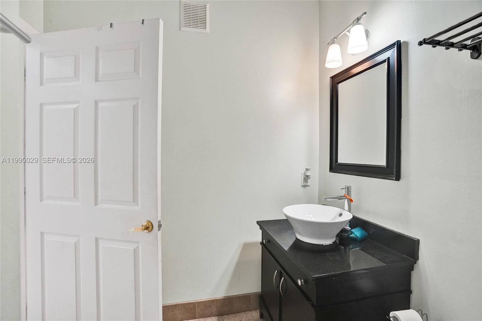 REGENCY HOMES AT SUNRISE - Residential