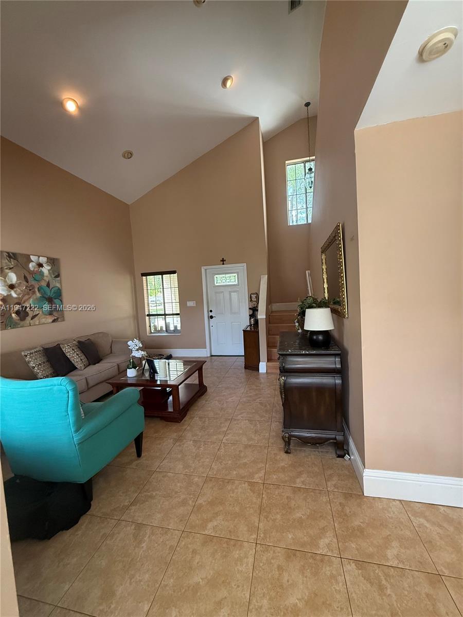 COUNTRY WALK WEST SEC 1 - Residential