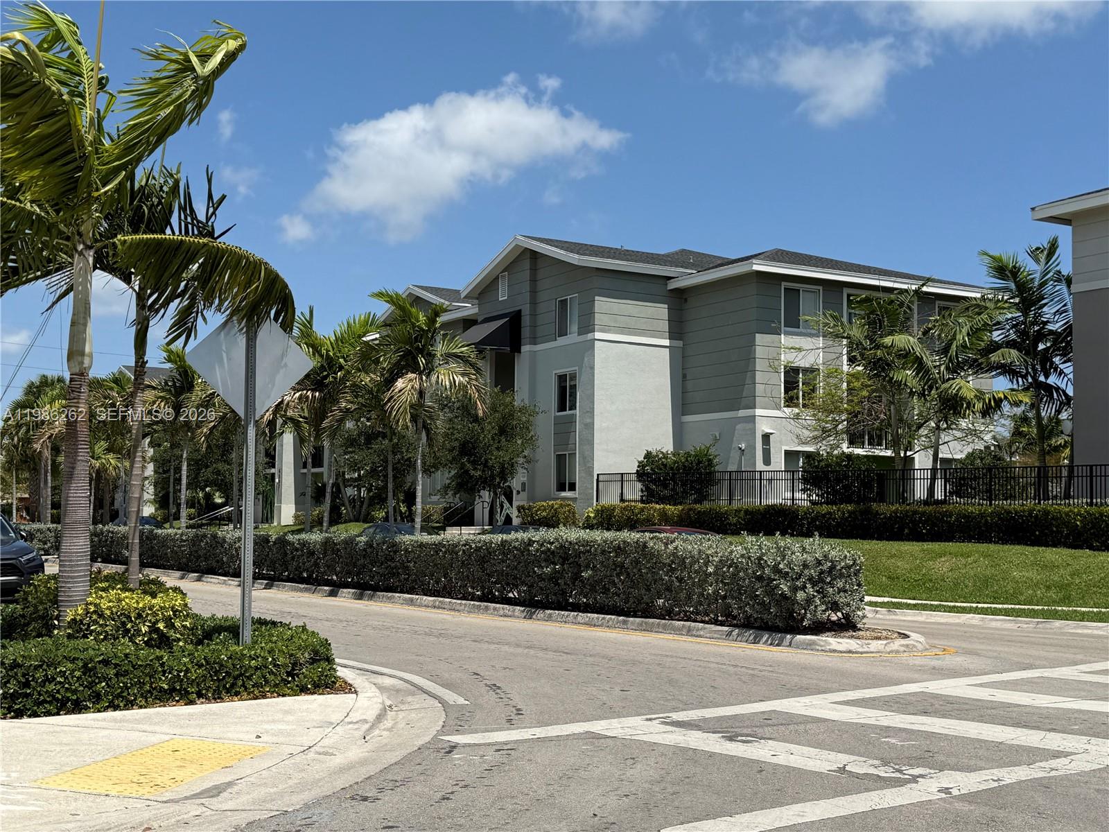 LIBERTY CITY - Residential