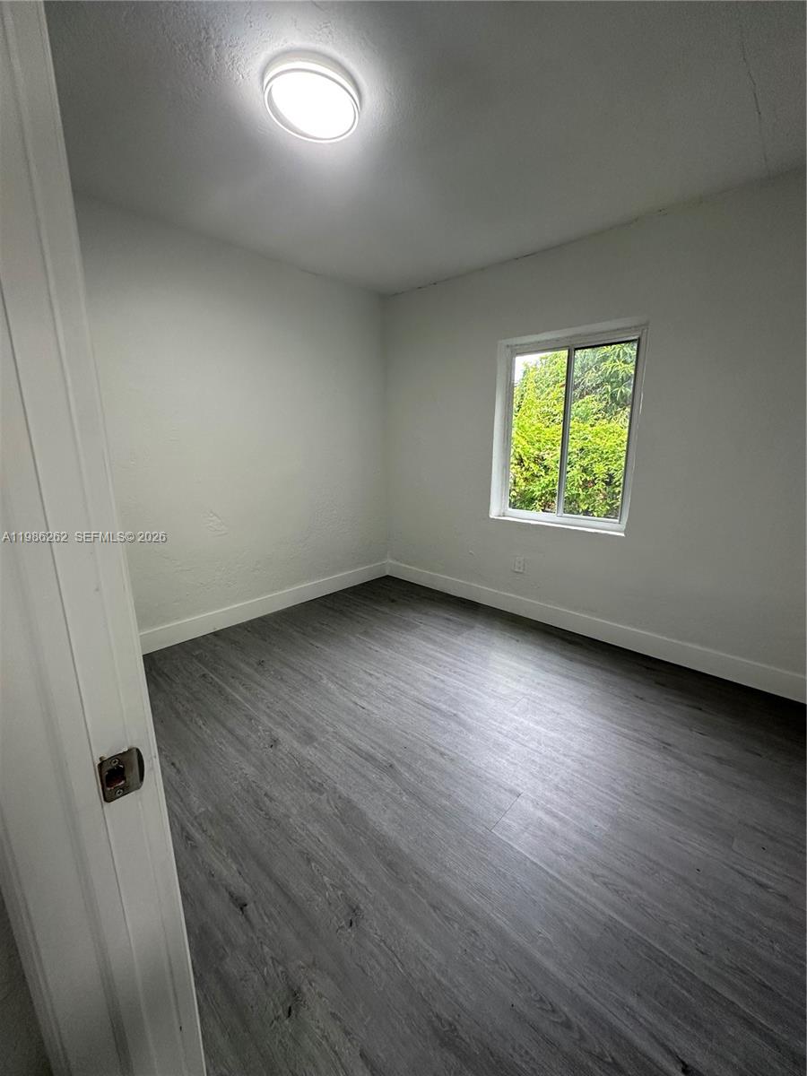 LIBERTY CITY - Residential