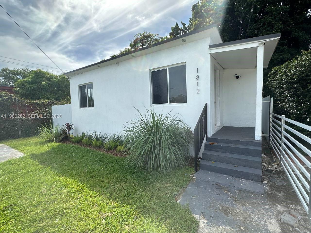 LIBERTY CITY - Residential