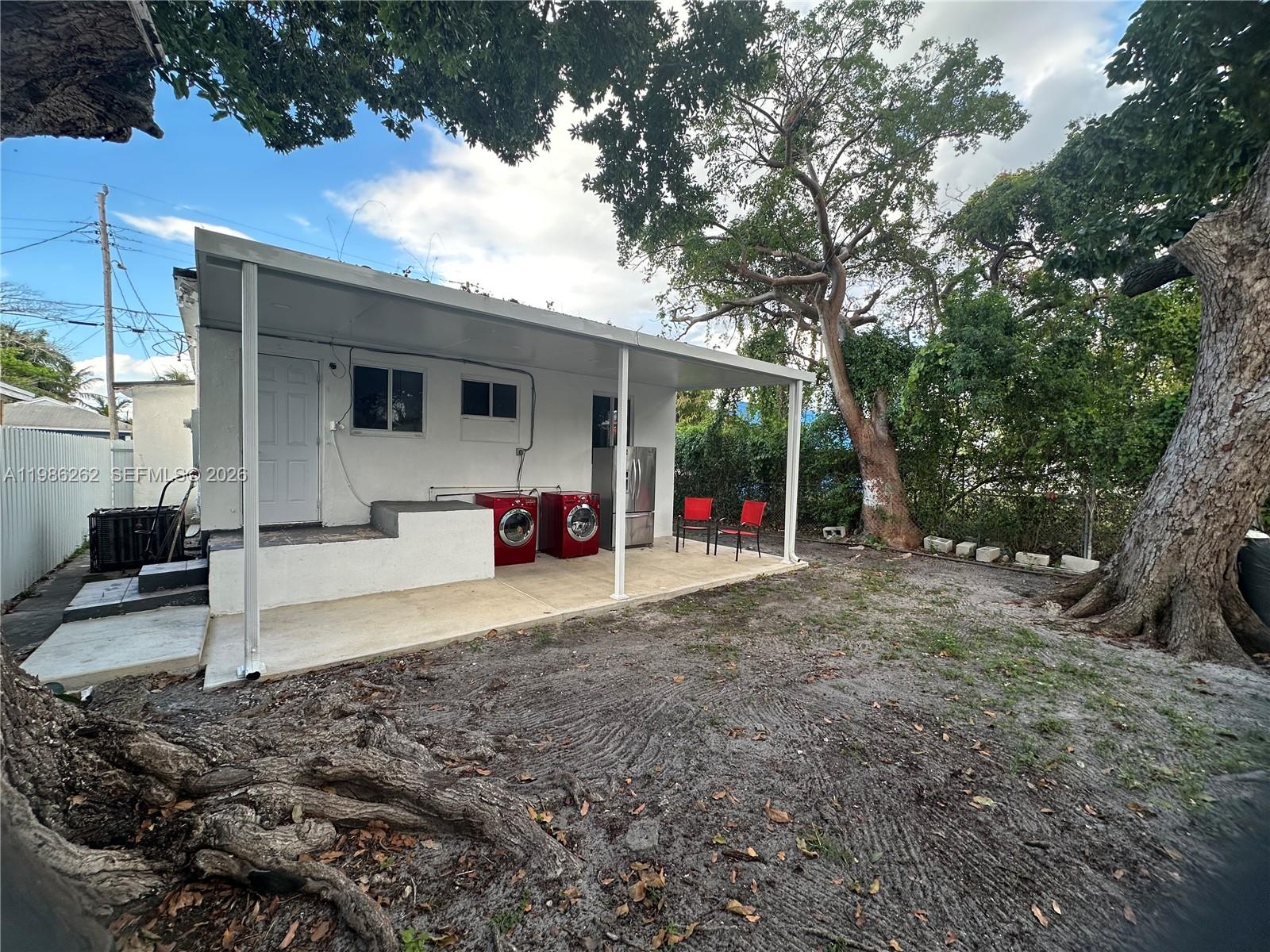 LIBERTY CITY - Residential